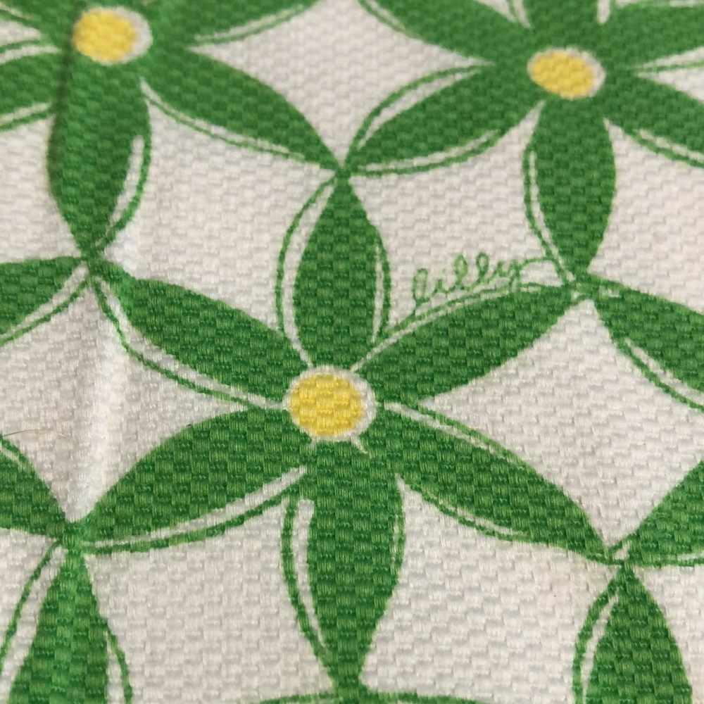 Lilly Pulitzer shorts with cute daisy print - Picture 2 of 5